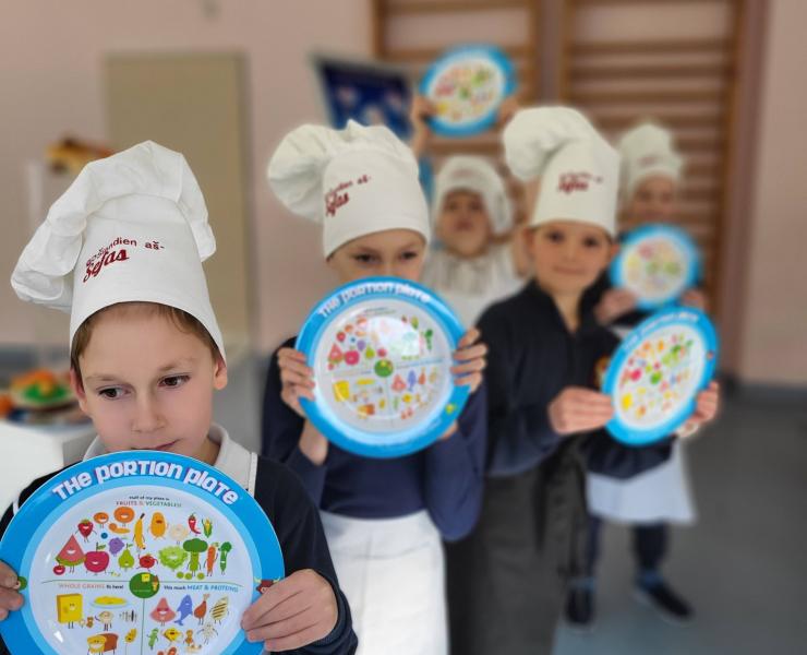 „Bananas Antanas ieško sveikų draugų“